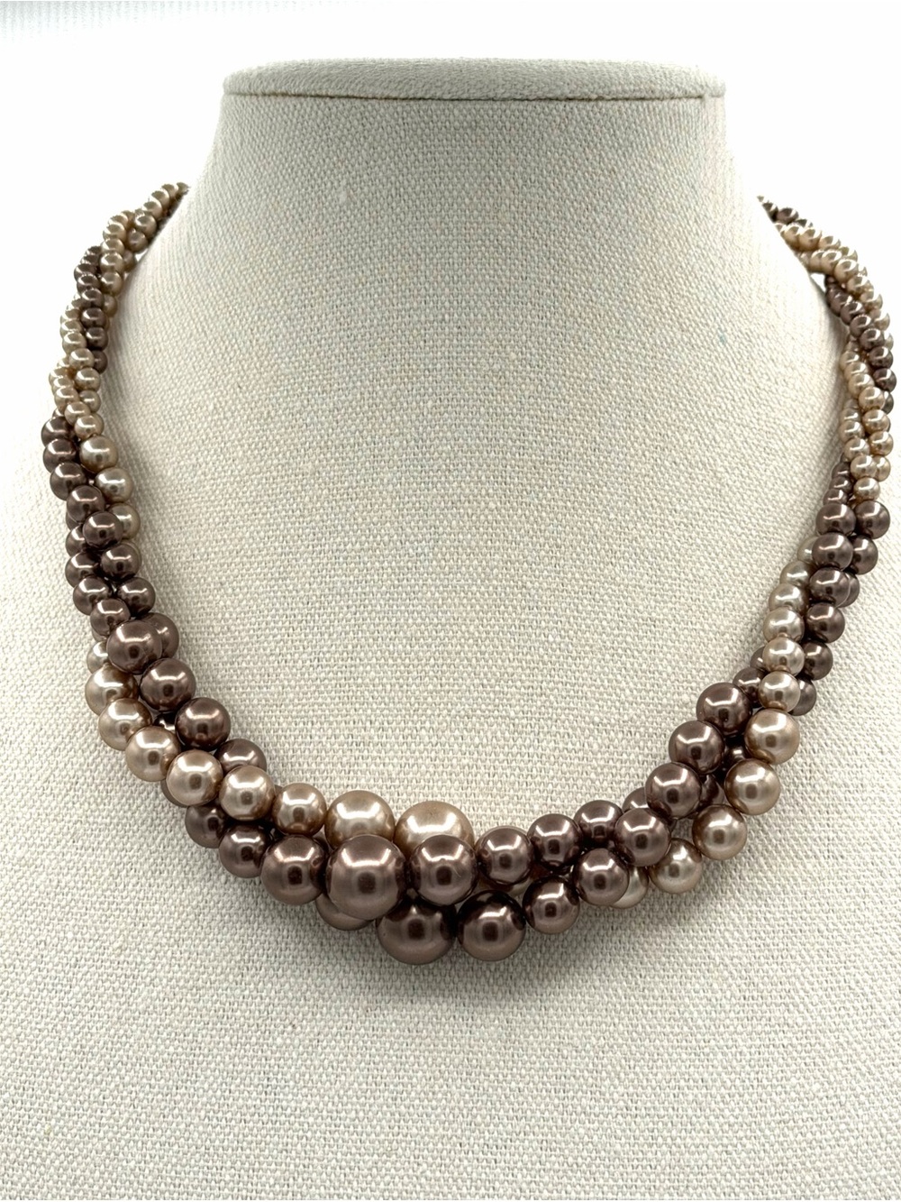 RMN Vintage Triple-Strand Twisted Torsade Necklace Faux Pearls in Rich Shades